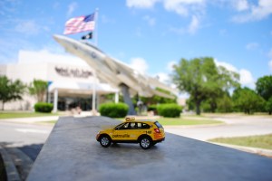 Captiva in front of the F14A - Tomcat, National Museum of Naval Aviation, Pensacola